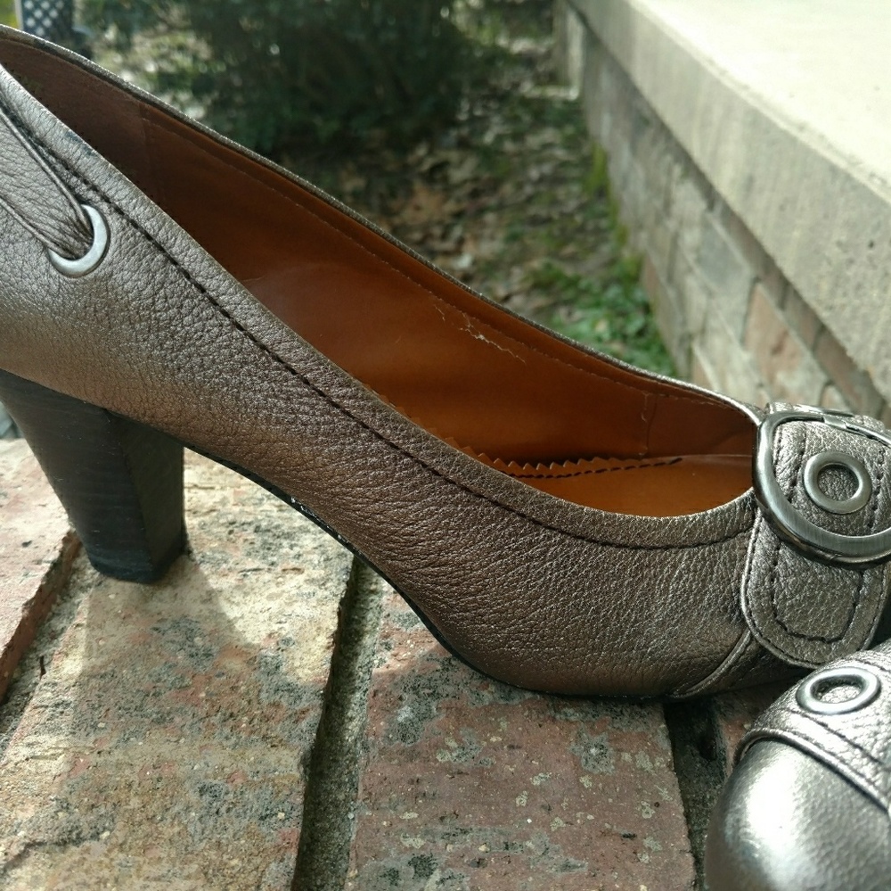 Nicole Brand Omniscent Pewter Color Heels